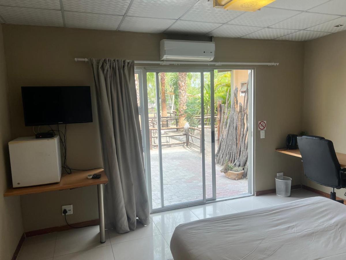 Ondangwa Rest Camp Bed and Breakfast Εξωτερικό φωτογραφία